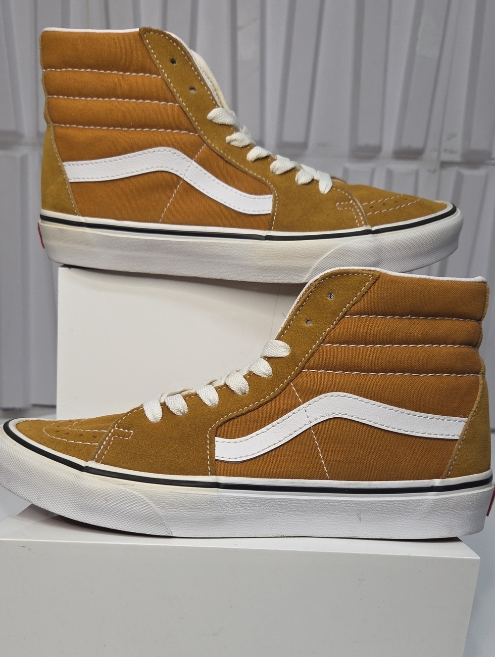 Vans Sk8-Hi Color Theory Suede High Tops Golden Brown Men's Size 7